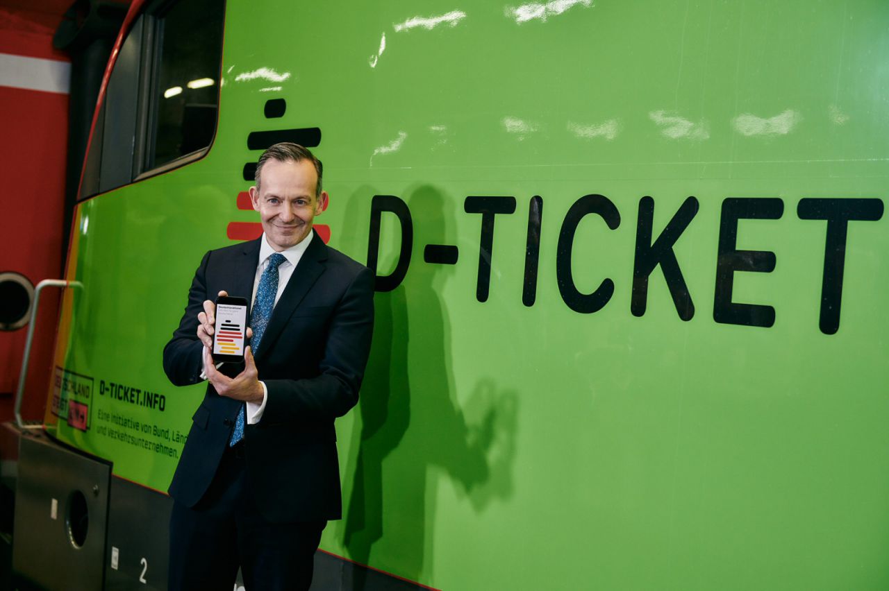 Wissing stellt das Deutschlandticket vor