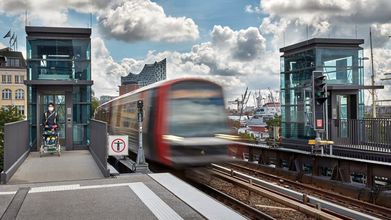 Landungsbrücken in Hamburg