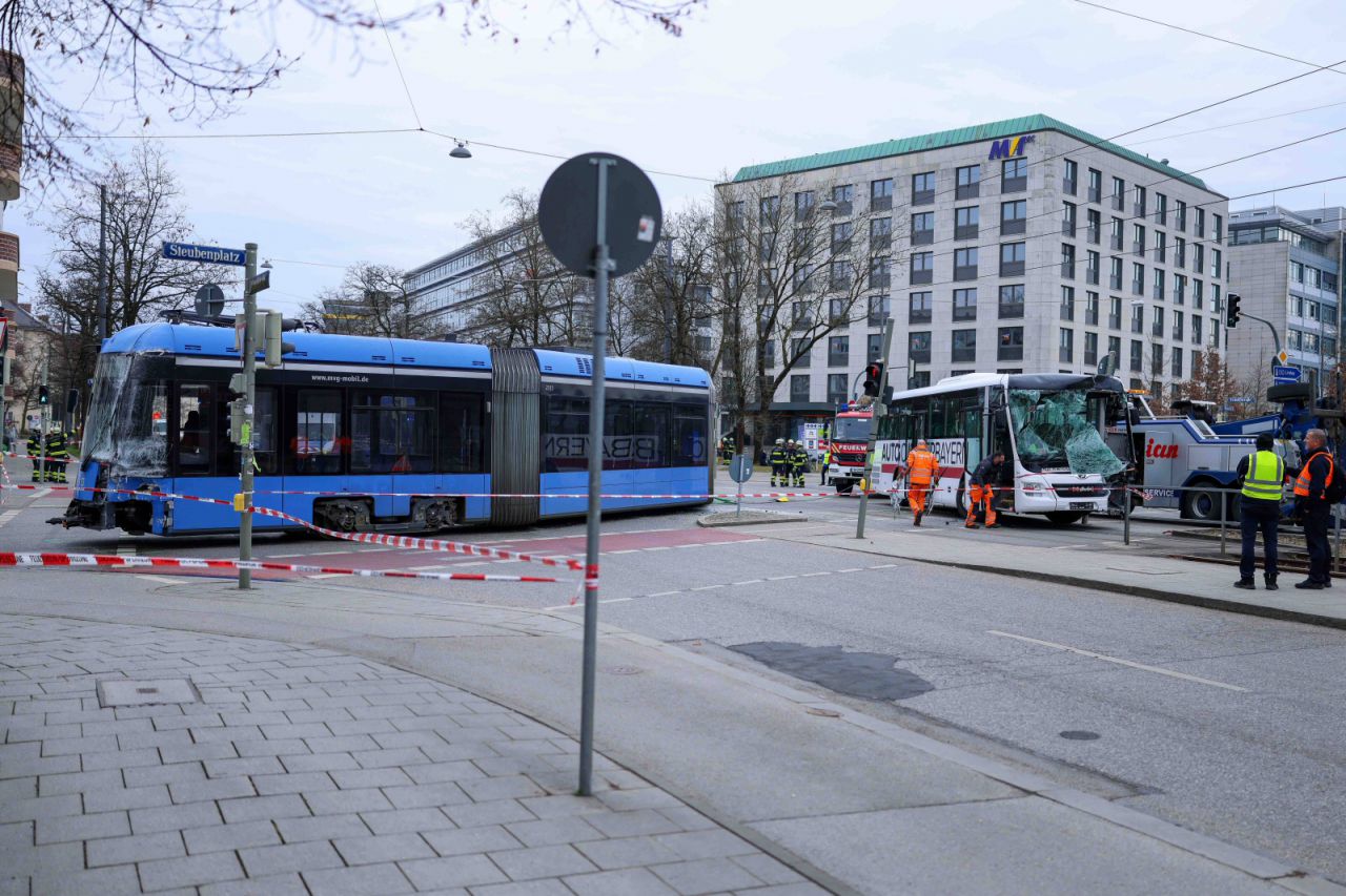 Schwerer Unfall am 10.03.2025 in München